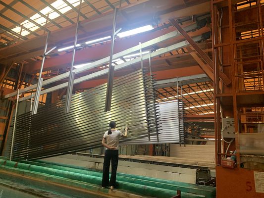 Performa Tinggi 2000T/M Aluminium Profile Anodizing Produksi Line Untuk Window