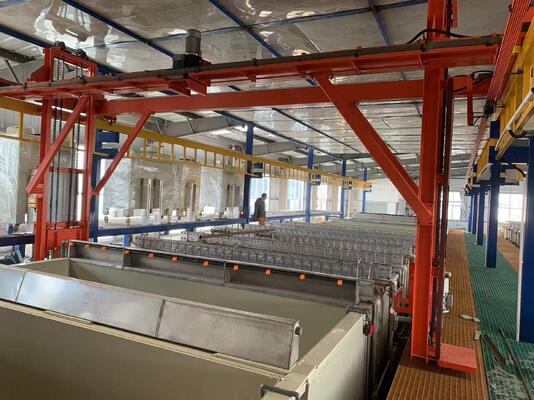 Harga bagus 8000*lebar*3500 Tangki Dalam Ukuran Anodizing Produksi Line Untuk 6061 Untuk 6063 Aluminium Dengan Skalabilitas Dan Otomasi on line