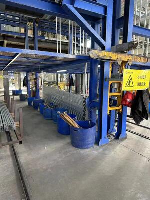 Harga bagus Jalur Produksi Anodisasi Aluminium Otomatis 800T/Bulan dengan Panjang Profil Maksimum 6500mm dan Peralatan Perlakuan Permukaan Ketebalan Film 10~12µm on line